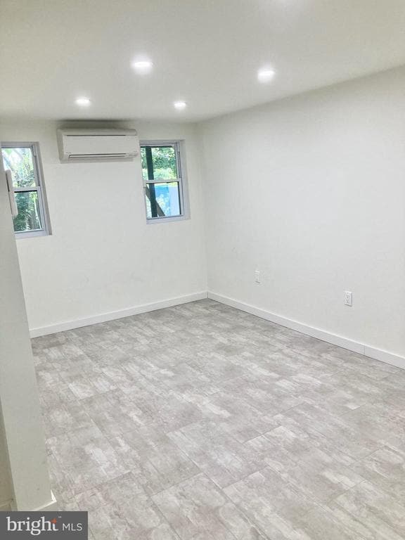 Building Photo - 7807 Spring Ave