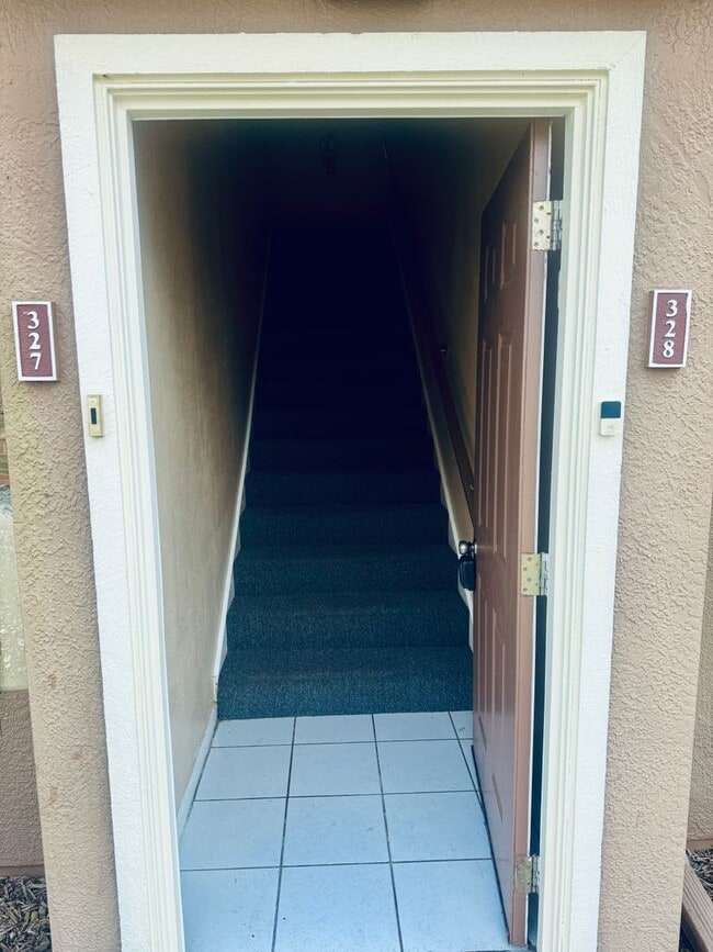 Building Photo - For Rent: Spacious 3-Bedroom, 2-Bath Second-Floor Condo with Balcony & Community Amenities