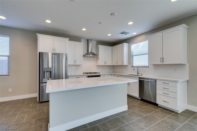Building Photo - 11803 River Hawk Ave