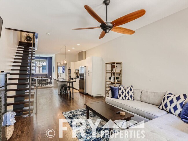 Building Photo - Furnished Townhome in RiNo