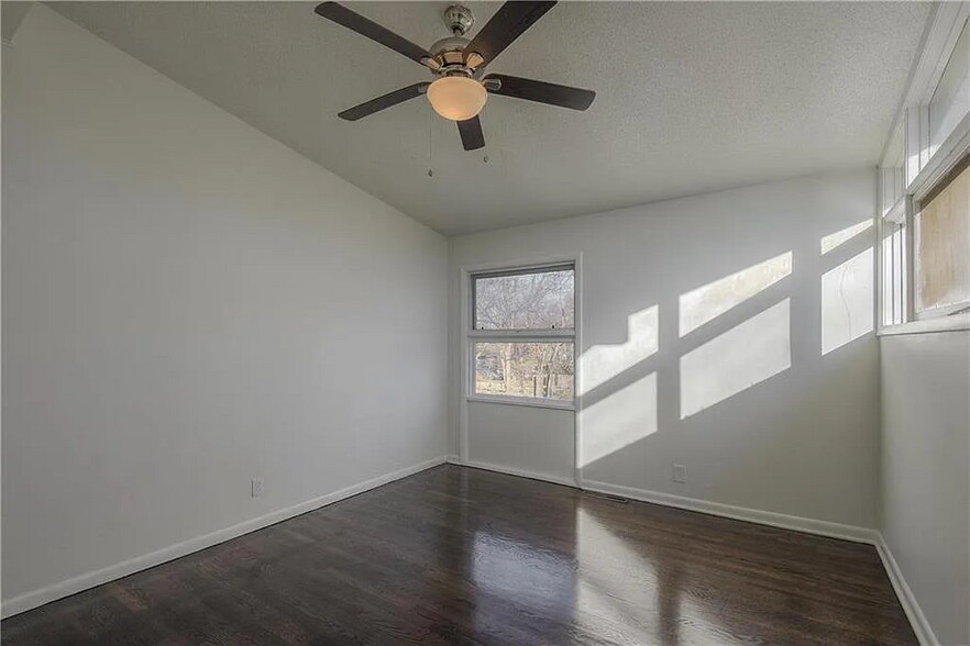 Building Photo - 6306 Fairlane Dr