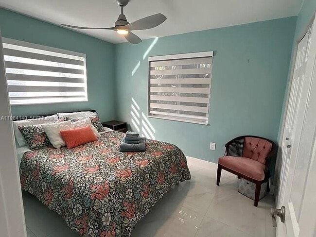 Building Photo - 16231 SW 99th Ct