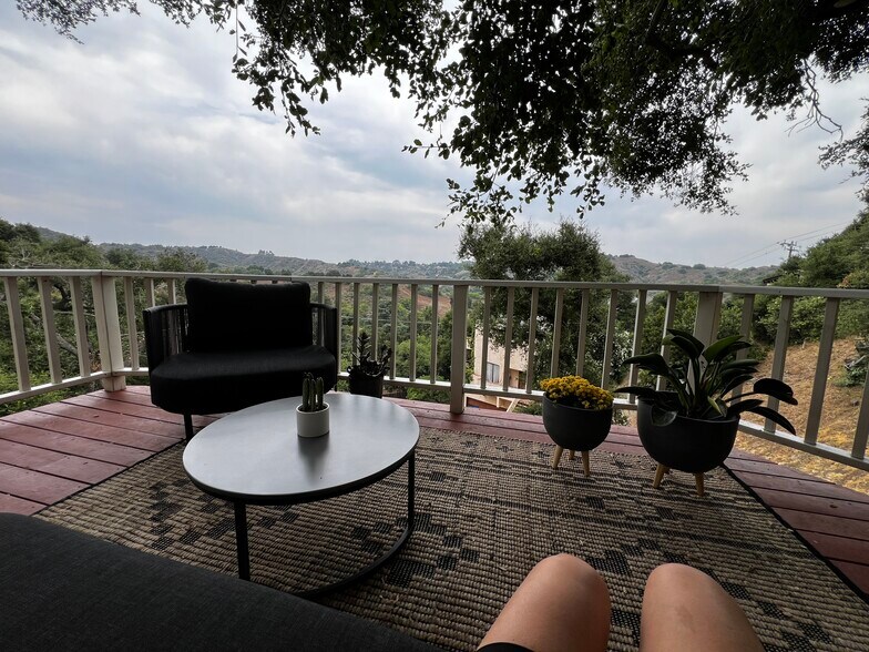 Building Photo - 21980 Alta Dr