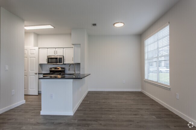 1 BR, 1 BA - 696 SF - Lakeside Apartments