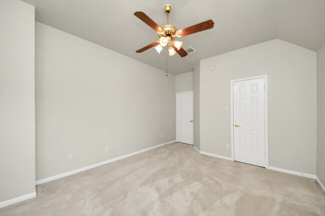 Building Photo - 4418 Ringrose Dr