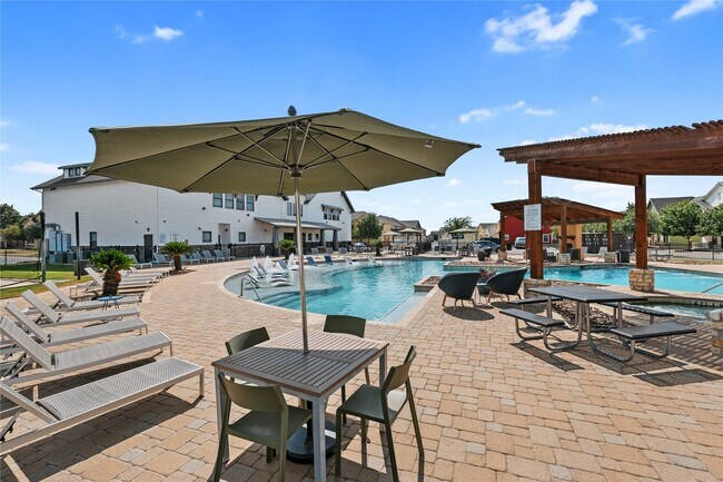 Building Photo - 12718 Englemann Dr