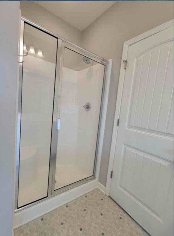 Building Photo - 329 Turney Ln