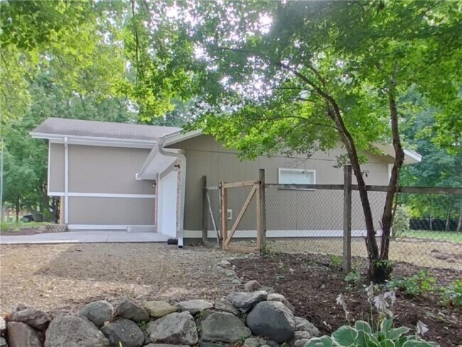 Building Photo - 7407 Laredo Dr