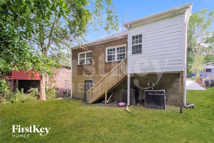 Building Photo - 1387 Beecher St SW
