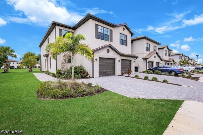 Building Photo - 14159 Gardeners Wy