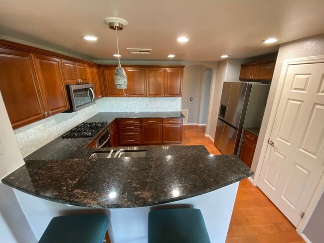 Building Photo - 11865 Tevare Ln