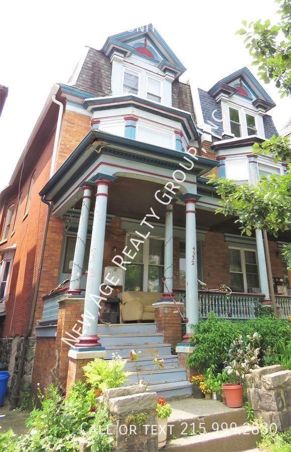Primary Photo - 1 bedroom, 1 bathroom apartment located ne...