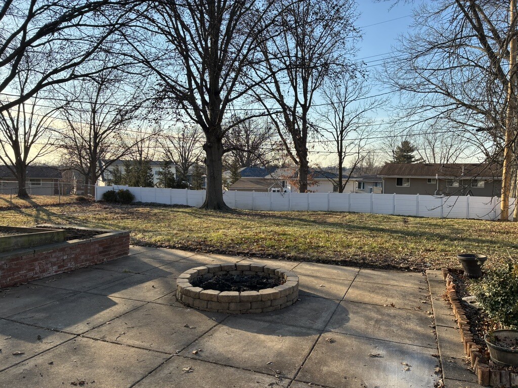 Building Photo - 4430 Patston Dr