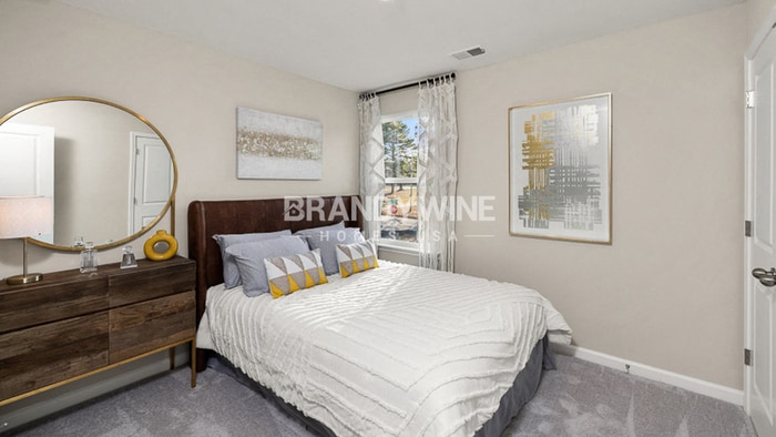 Building Photo - 859 Gelderland Dr