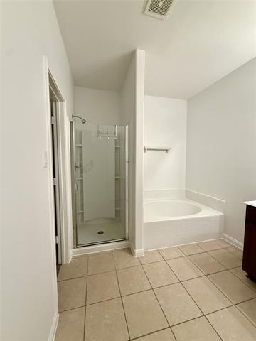 Building Photo - 205 Oriole Dr