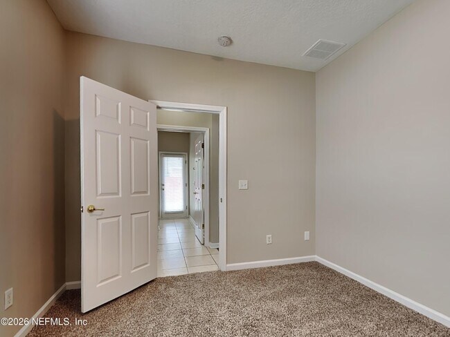 Building Photo - 10136 Lancashire Dr