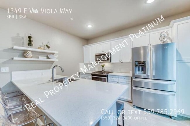 Building Photo - 1349 E Via Viola Way