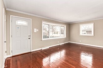 Building Photo - Rental Home in Ferguson MO