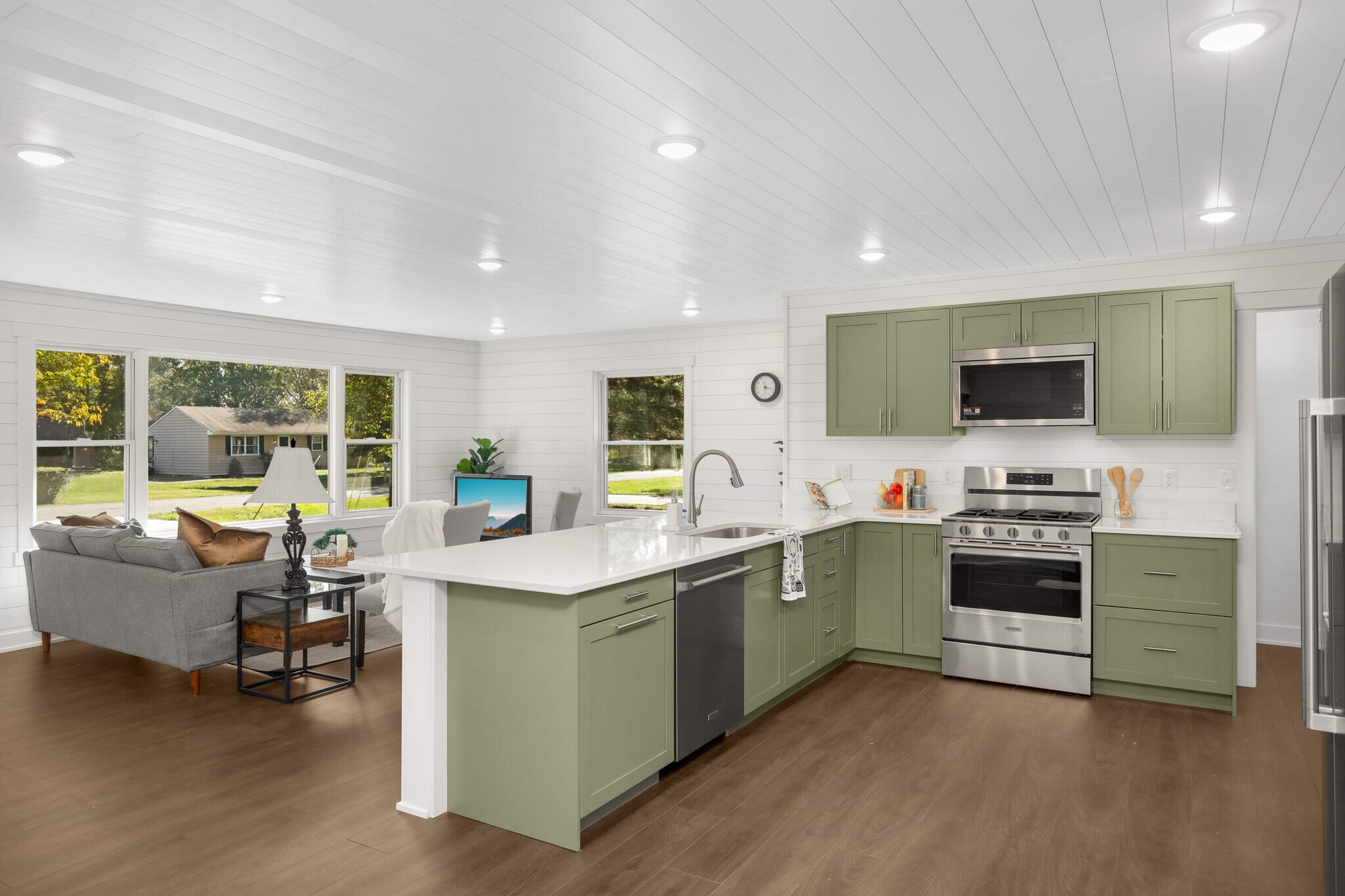 Building Photo - 15240 Kangaroo St NW