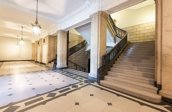 Building Photo - 16 Balmoral St