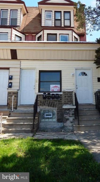 Building Photo - 5717 N Park Ave