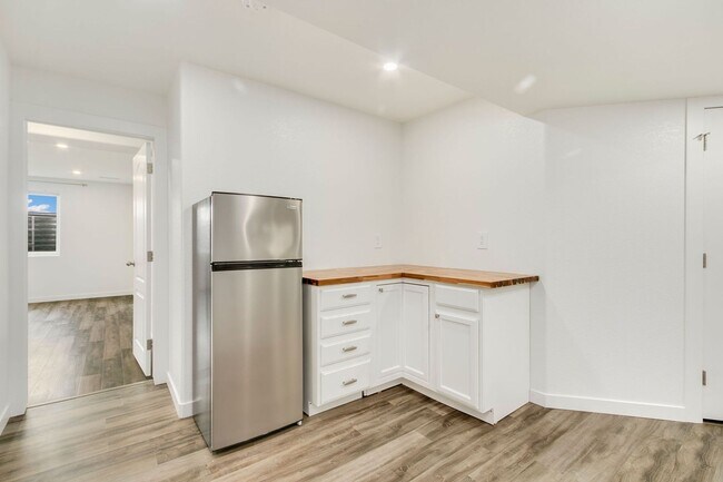 Building Photo - Fantastic Loveland Location with 5 Bedrooms, 3 Bathrooms, 2-Car Garage, and Finished Basement!