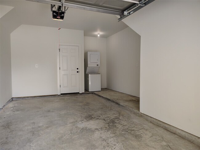 Building Photo - 3263 Sauce Pan Wy