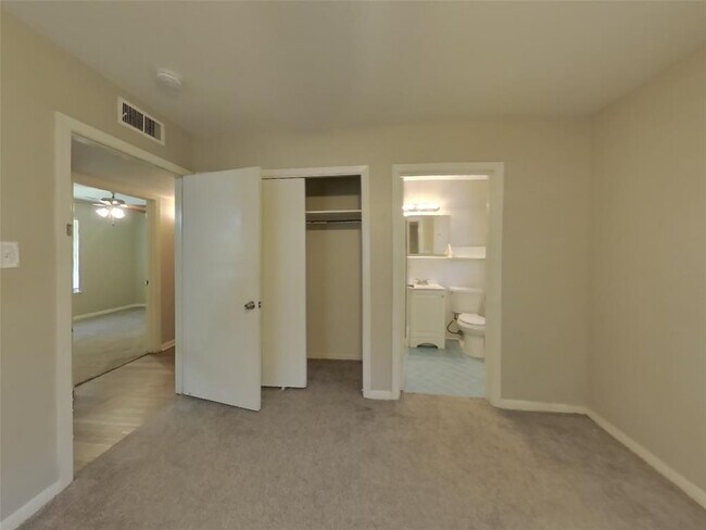 Building Photo - 1308 Shady Grove Path