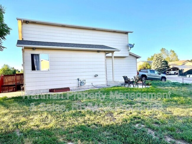 Building Photo - 4570 Witches Hollow Ln