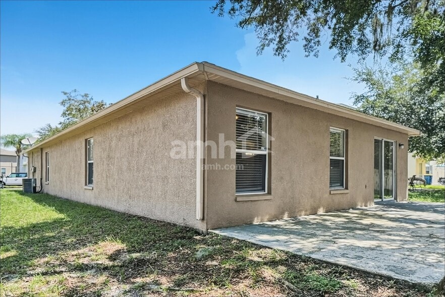 Building Photo - 18534 Kentisbury Ct