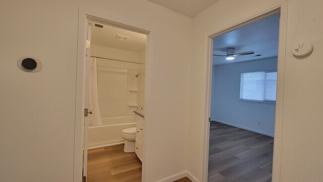 Building Photo - 2500 Lawrence St