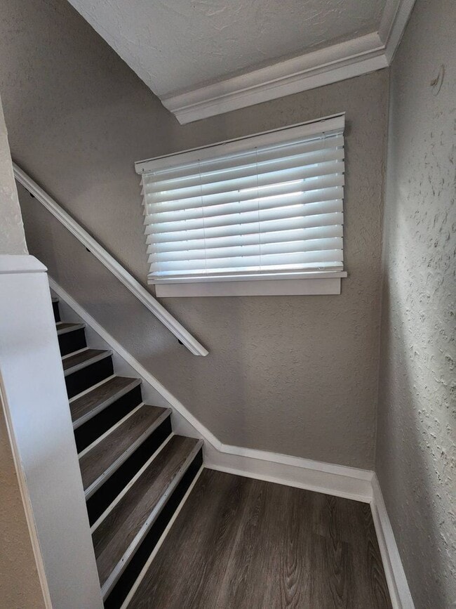 Building Photo - Newly Renovated 3-Bedroom Property in Prim...