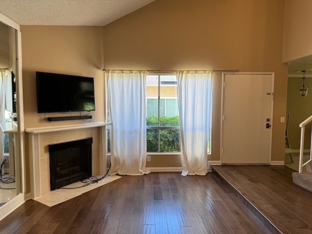 Building Photo - 6828 Ponce Ave