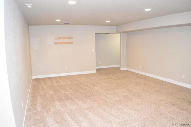 Building Photo - 7941 Barraport Dr