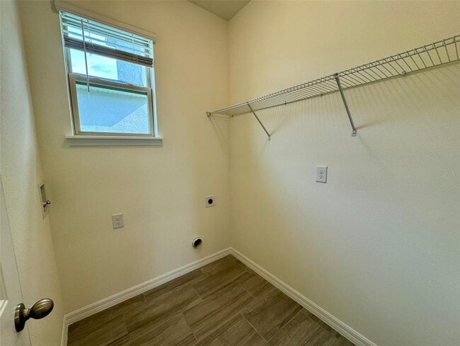 Building Photo - 16085 Scarpetta St