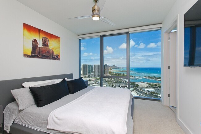 Building Photo - Modern luxury two bedroom condo with stunn...