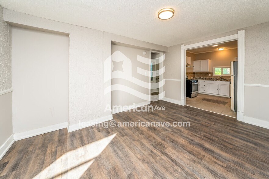 Building Photo - 505 1/2 Bear Street, 13208; #881485 - 881485