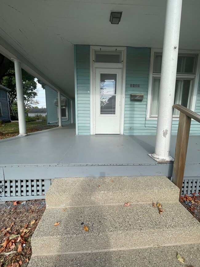 Building Photo - 3 Bedroom Single Family Home Near Columbia...