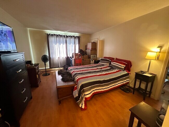 Building Photo - 915 Edgell Rd