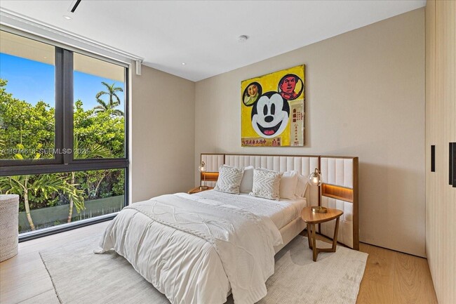 Building Photo - 1510 W 23rd St