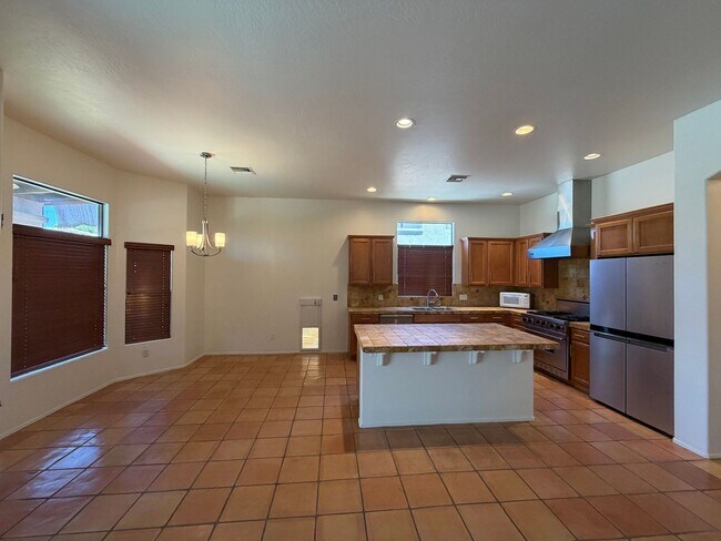 Building Photo - 3384 W 17th Pl