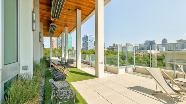 Building Photo - 3111 N Houston St