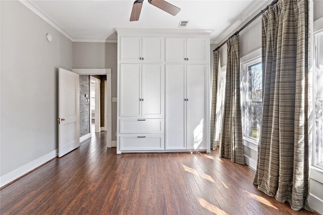 Building Photo - 809 Woodrow St