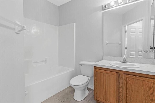 Building Photo - 9519 Newdale Way