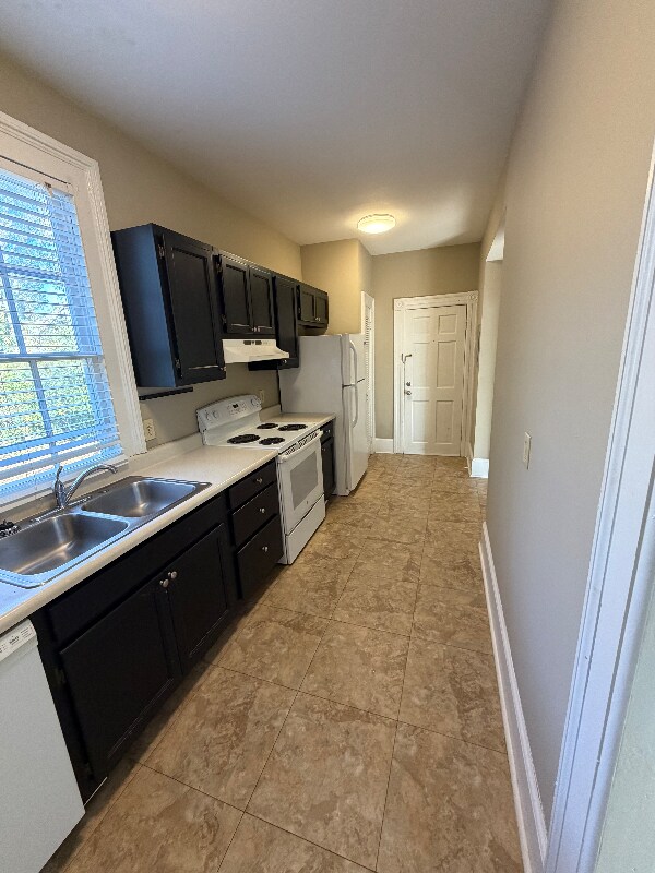 Building Photo - 215 Orange St