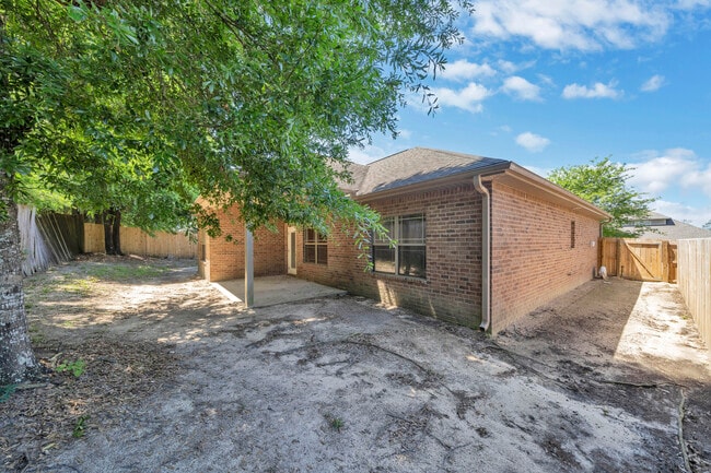 Building Photo - 4628 Hermosa Rd