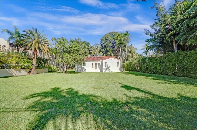 Building Photo - 2214 Segovia Cir