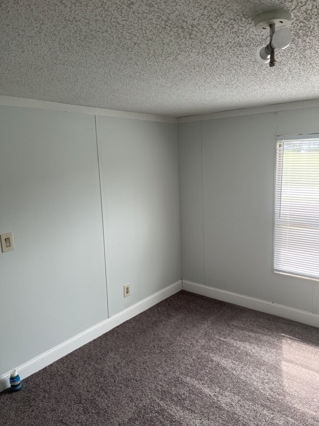 Building Photo - 108 Joe Dyar Rd