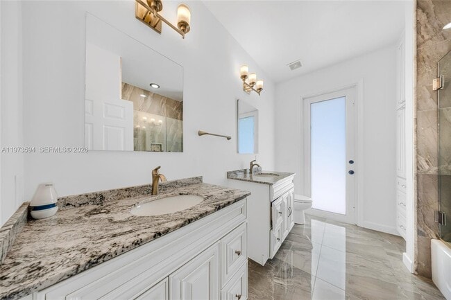 Building Photo - 13264 Lakeside Terrace