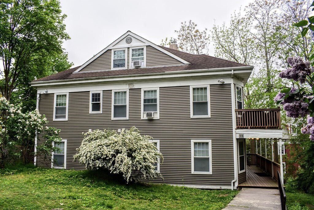 Building Photo - 15 Parley Ave